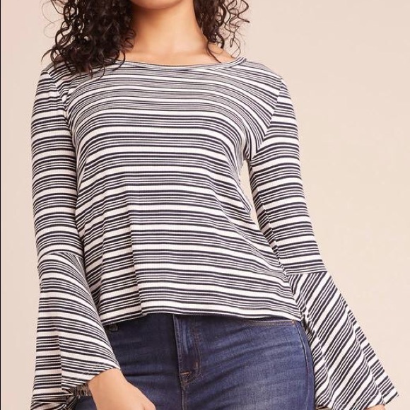 NWT BB Dakota Bell Sleeve Top - Picture 6 of 7